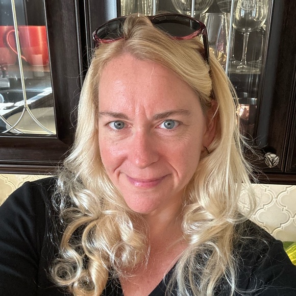 Meet your Posher, Rob - Picture 3 of 8